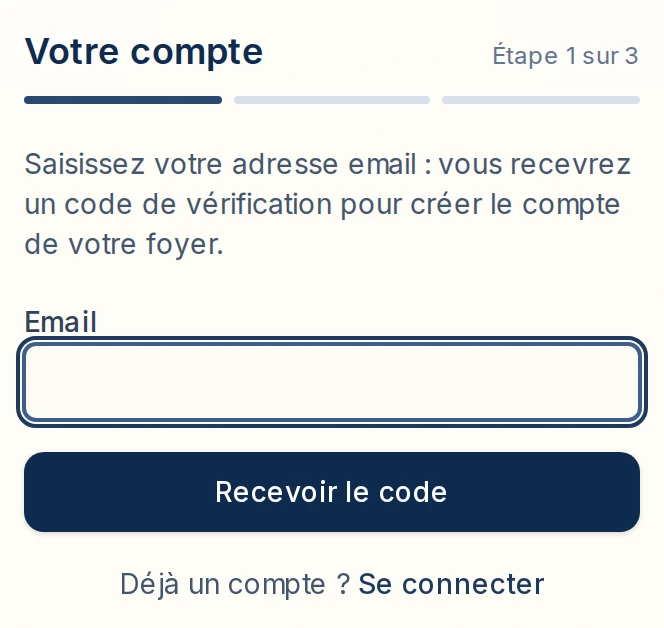 La création de compte d’un parent : adresse mail vérifiée par un code, étape 1 sur 3.